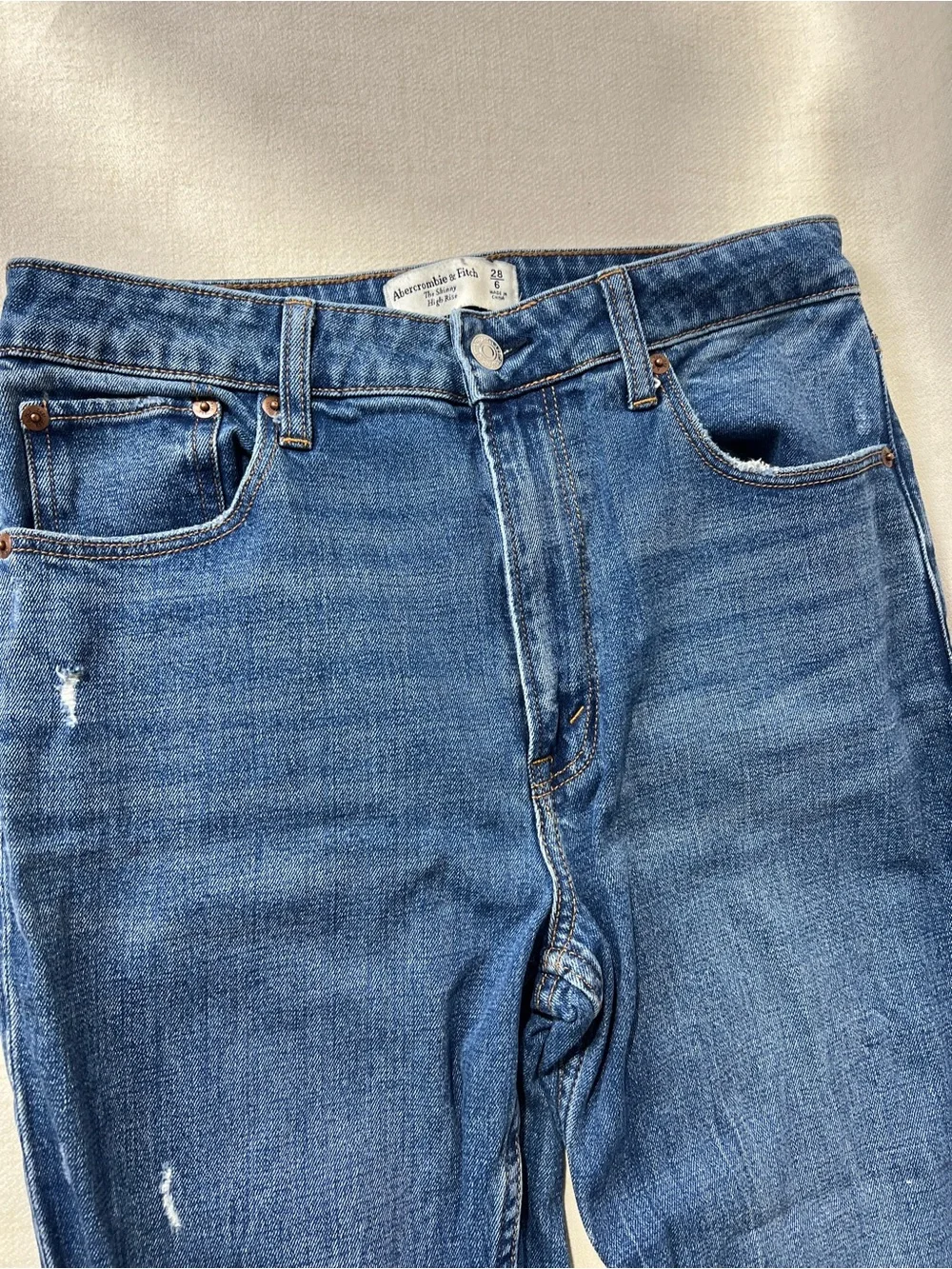 A&F The Skinny High Rise Jeans Size 28/6 Distressed Raw Hem Ankle